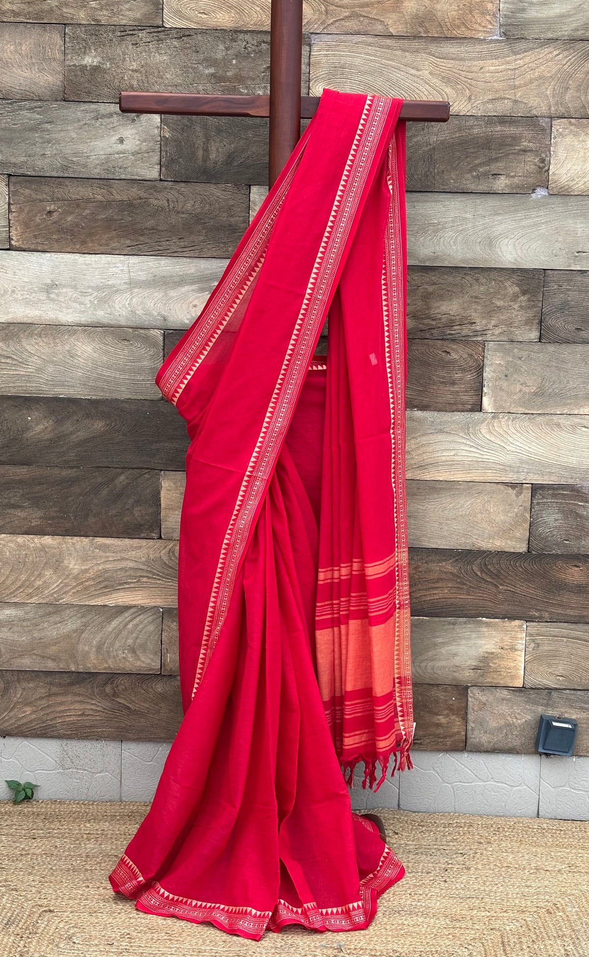 Vermillion Red Dhonekhali Saree