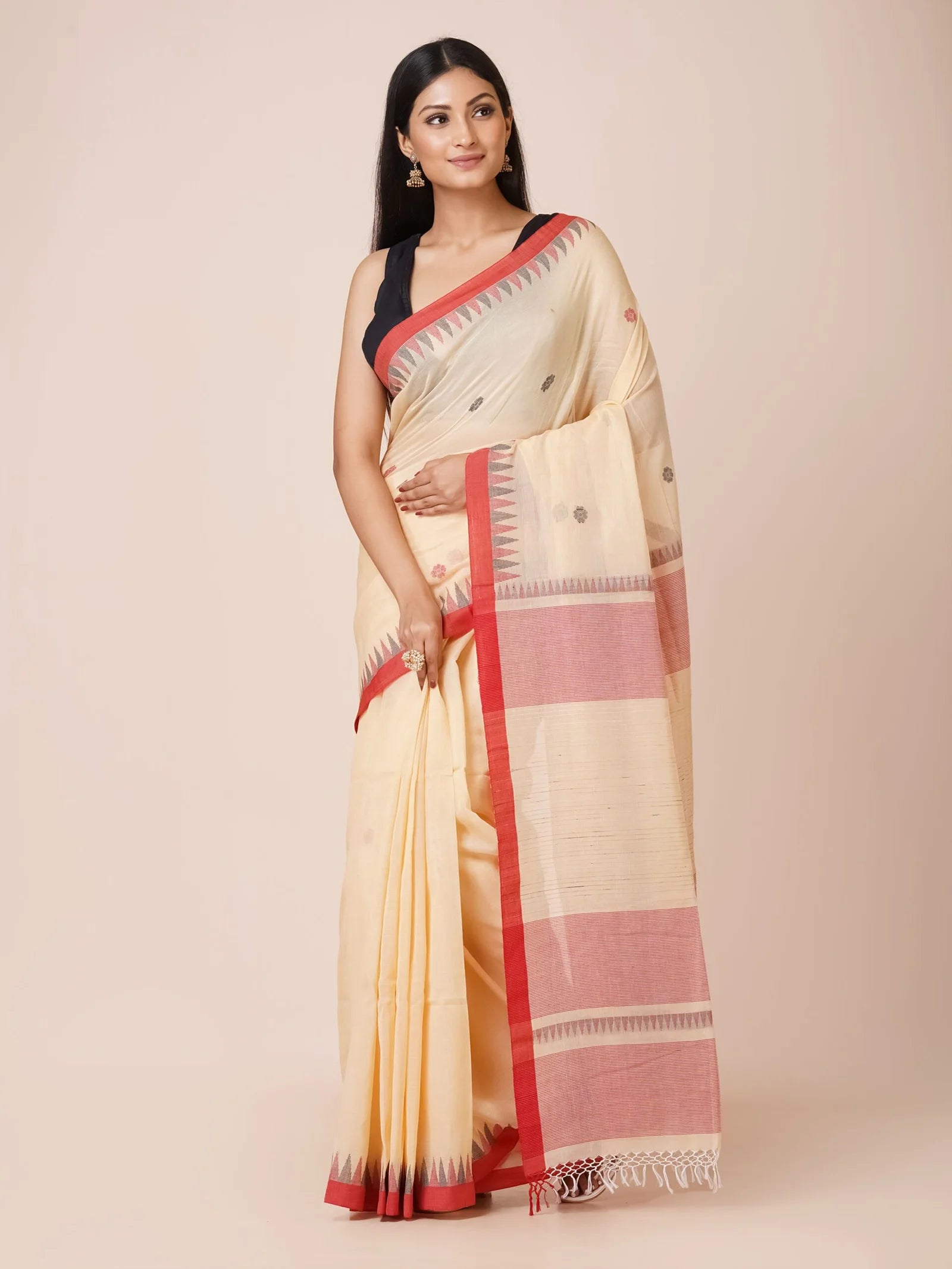 beige phulia jamdani pure cotton saree soft neutral handloom