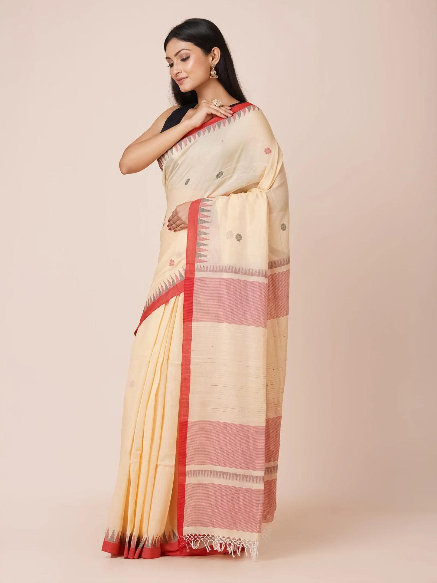 beige phulia jamdani pure cotton saree soft neutral handloom