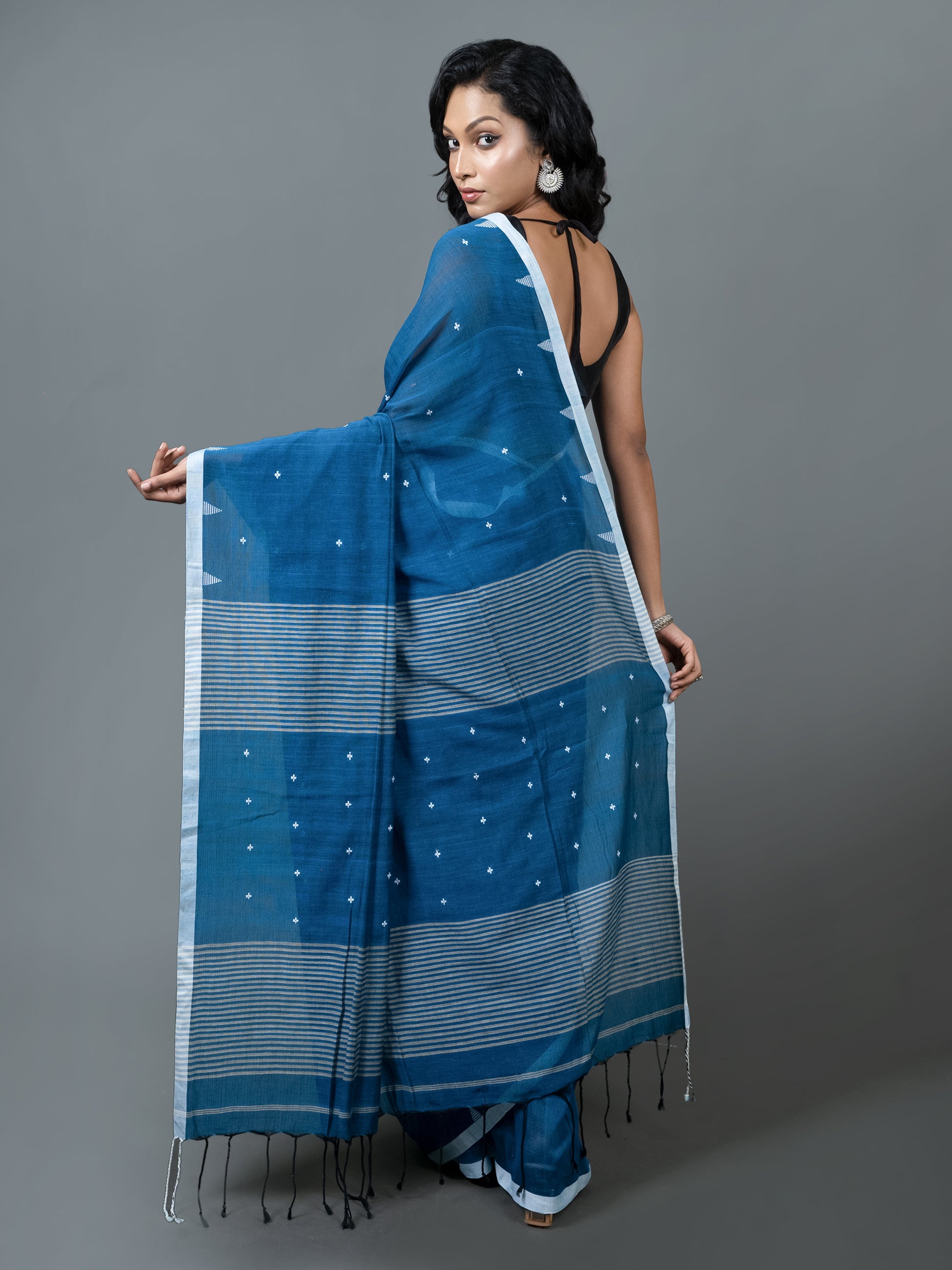 blue lagoon jamdani pure cotton saree fresh handwoven