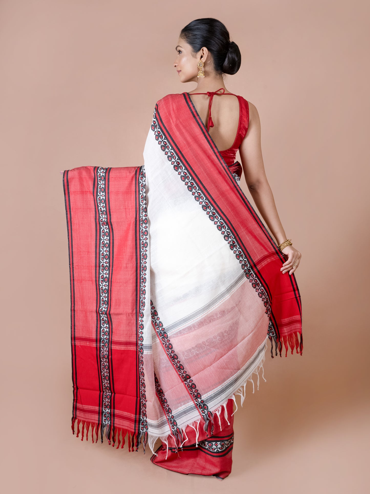 Bodhua Dhonekhali pure cotton handloom saree motif-rich traditional