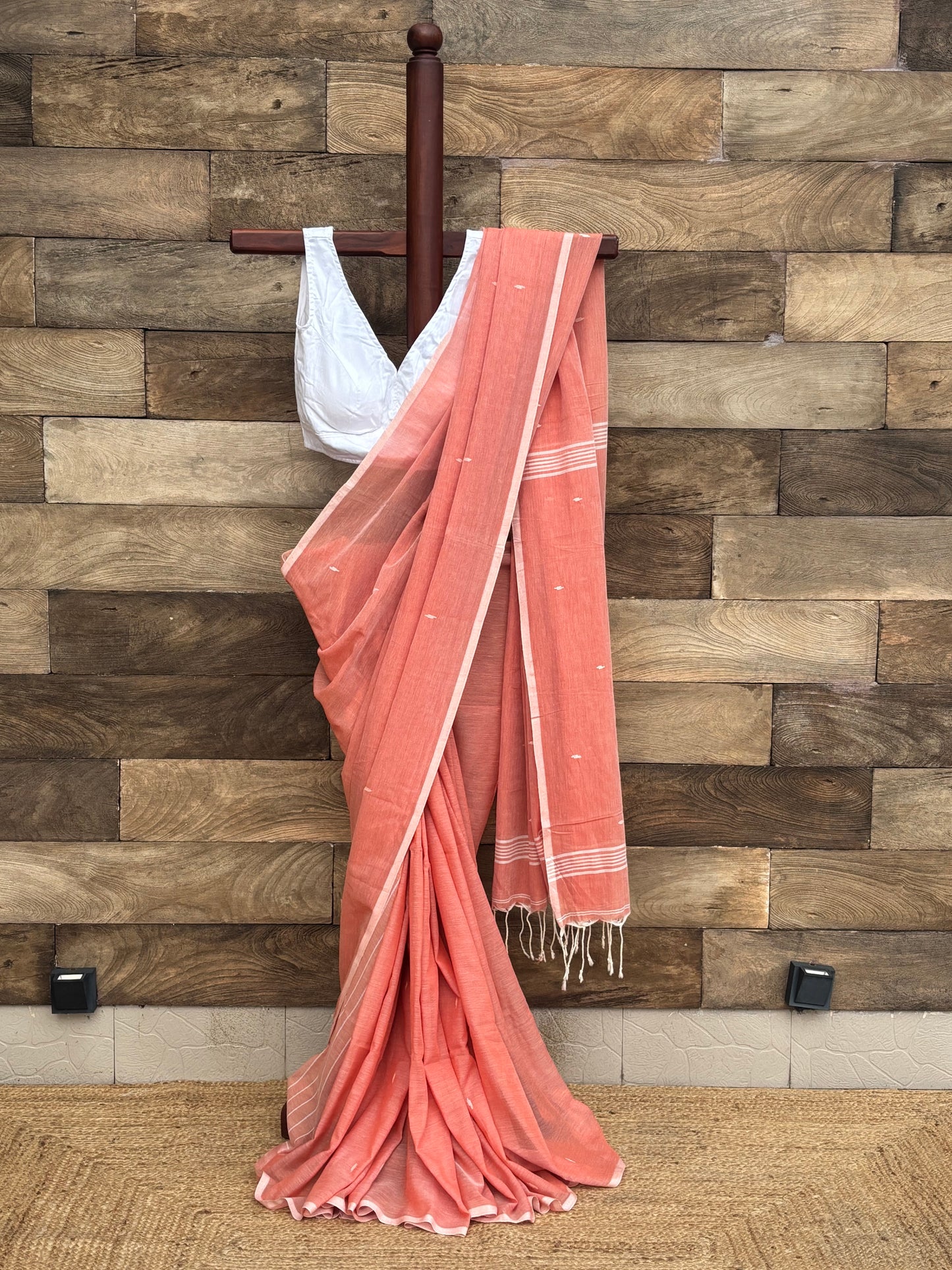 Orange Pure Cotton Handwoven pure Cotton Jamdani Saree