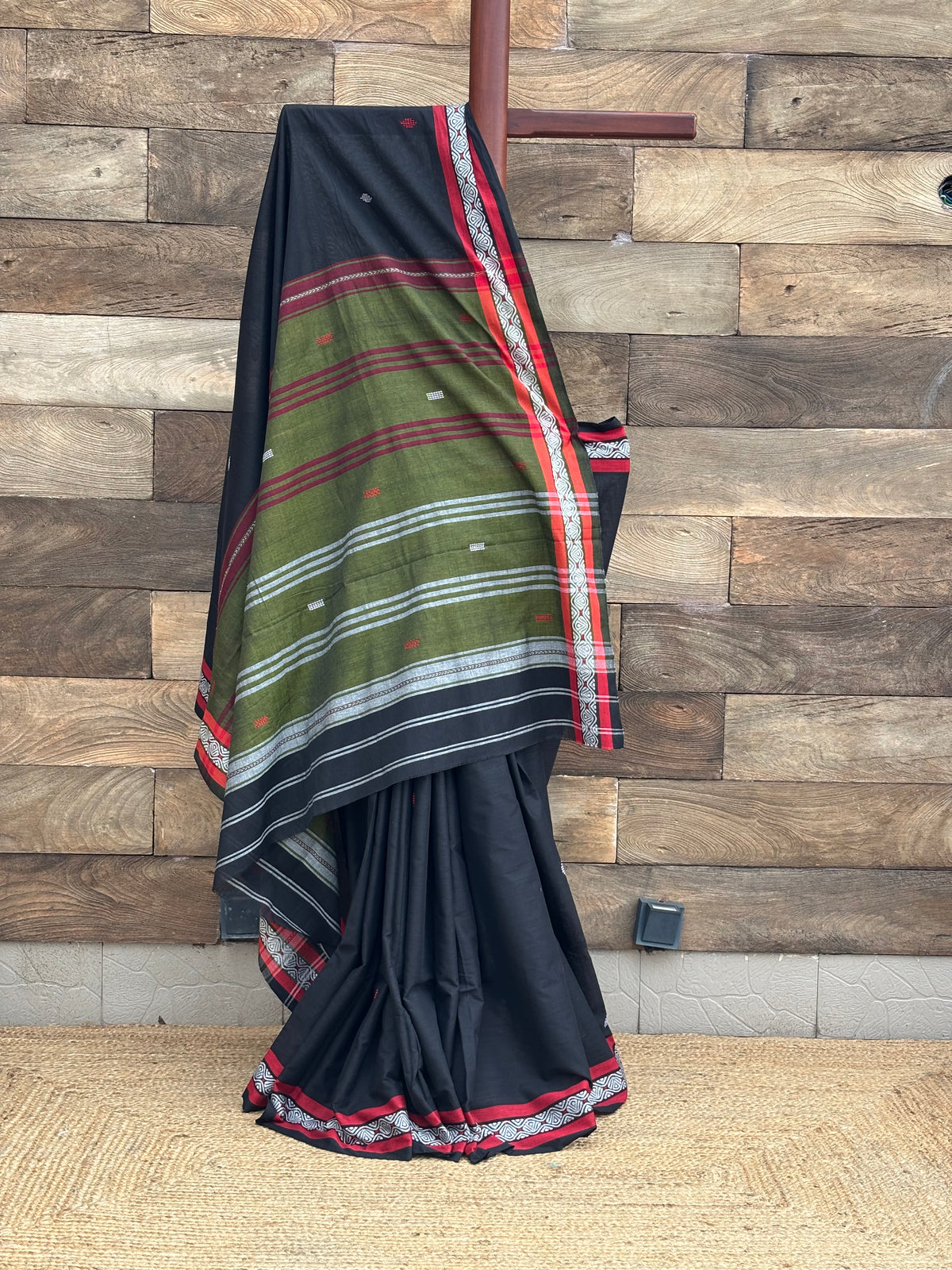 Deep Green Dhonekhali Saree