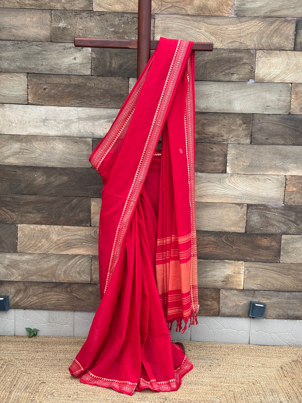 Vermillion Red Dhonekhali Saree
