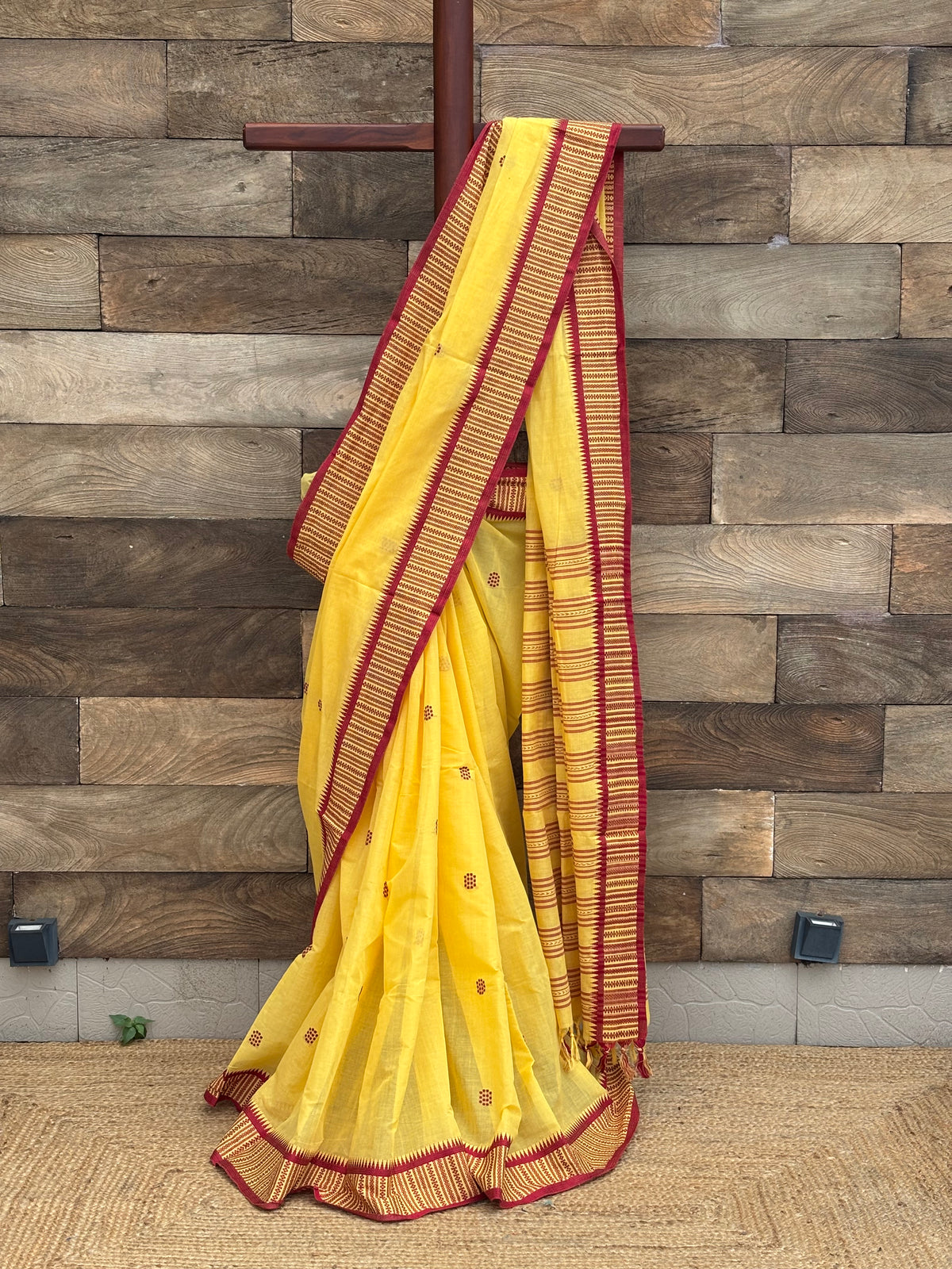 Pure cotton handwoven Begumpuri Saree
