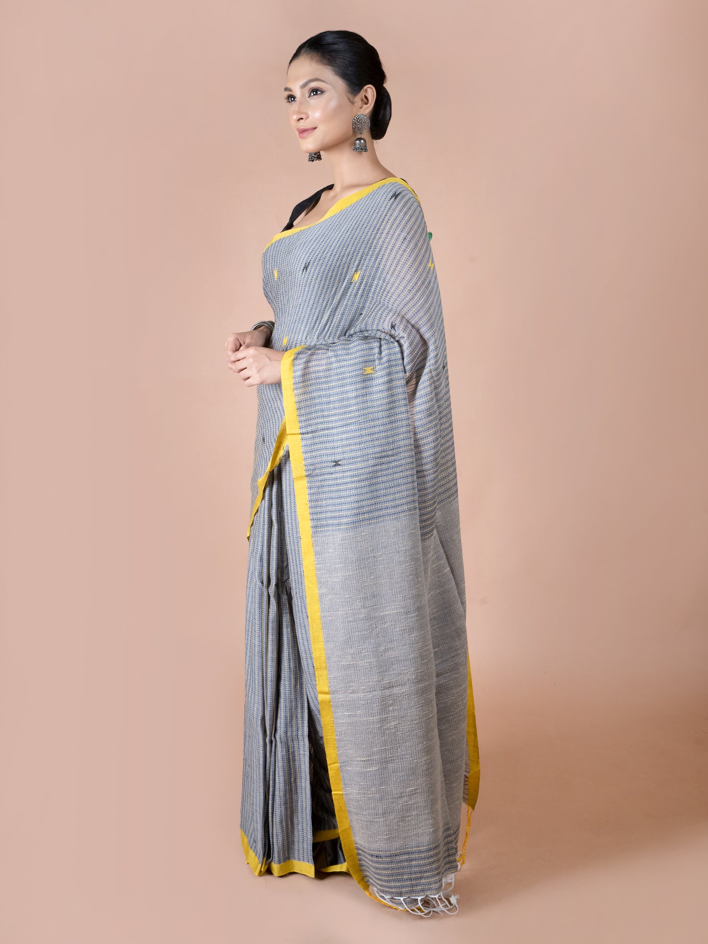 grey yellow ketia jamdani pure cotton saree contrast handloom