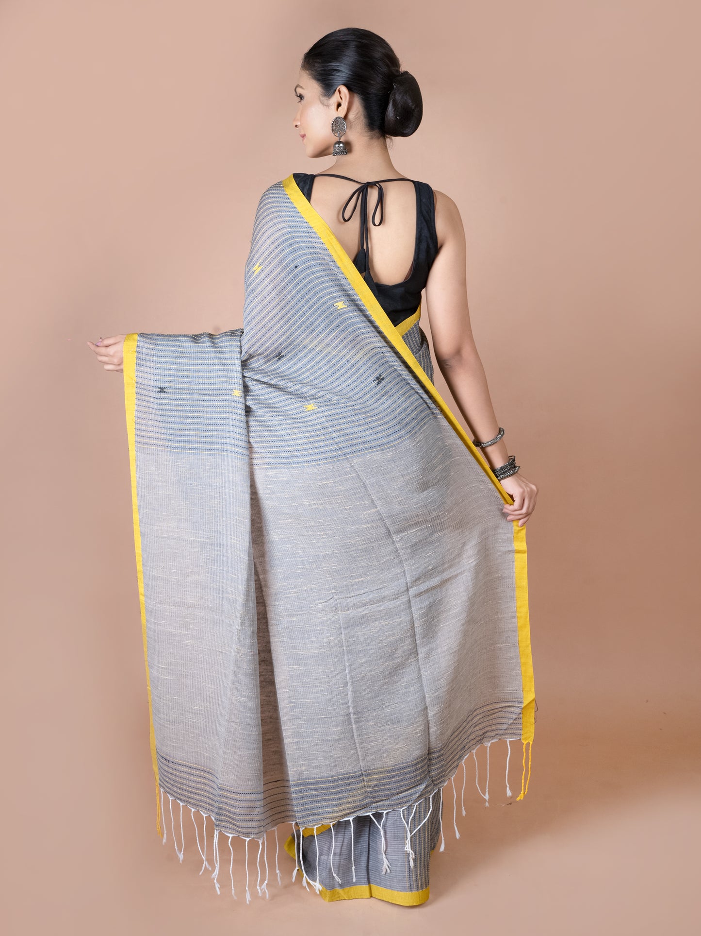 grey yellow ketia jamdani pure cotton saree contrast handloom