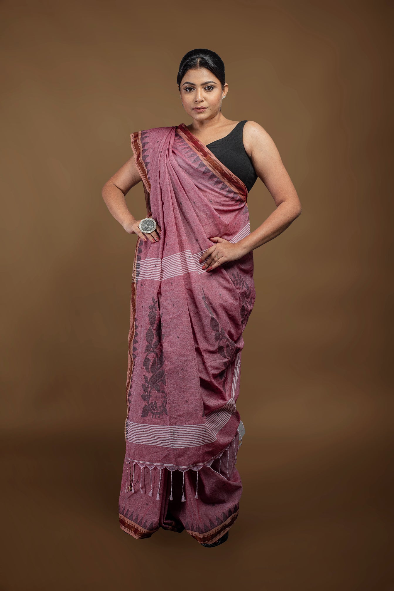 Gulab Dhaga pure cotton Jamdani saree, rose thread Bengal cotton online