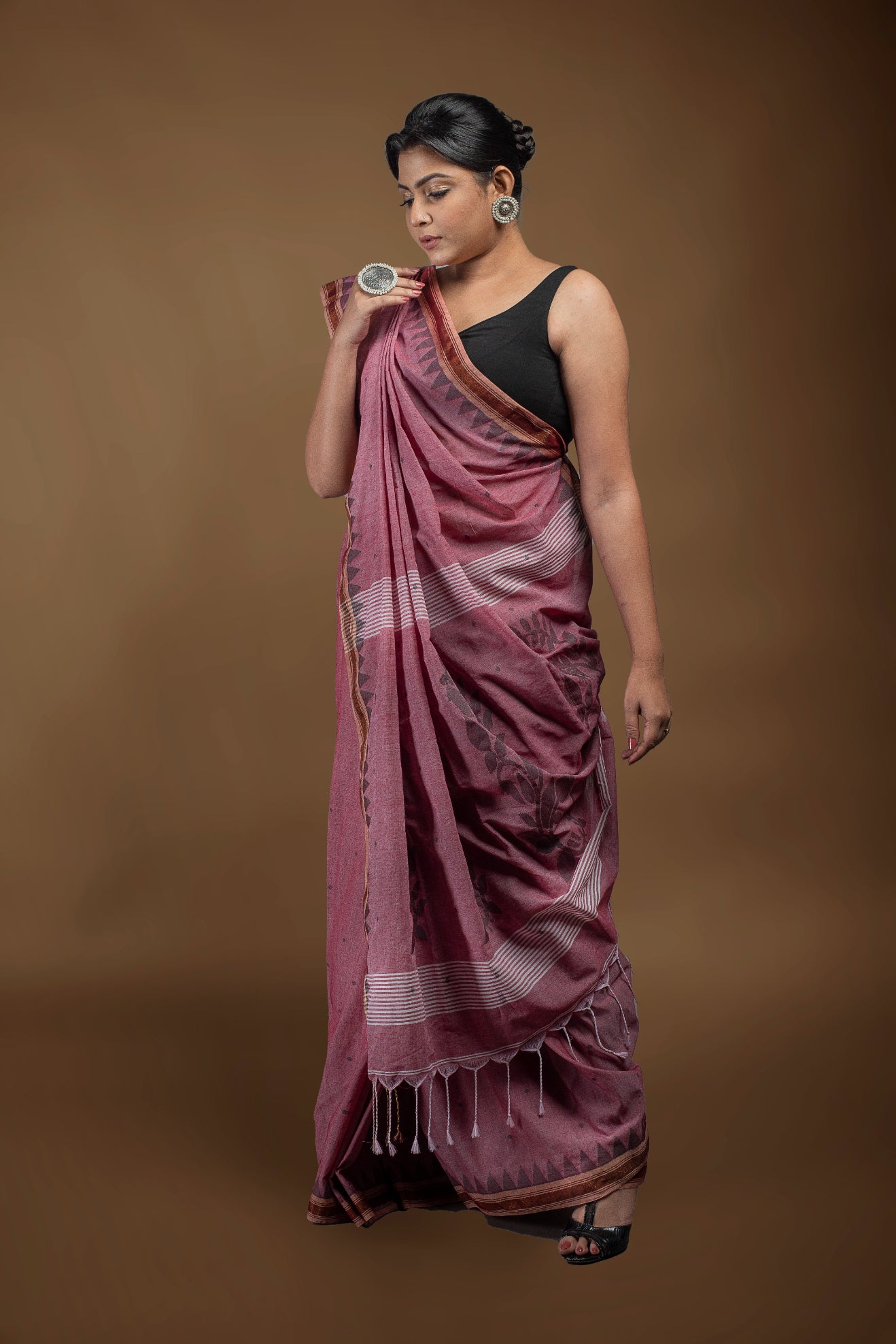 Gulab Dhaga pure cotton Jamdani saree, rose thread Bengal cotton online