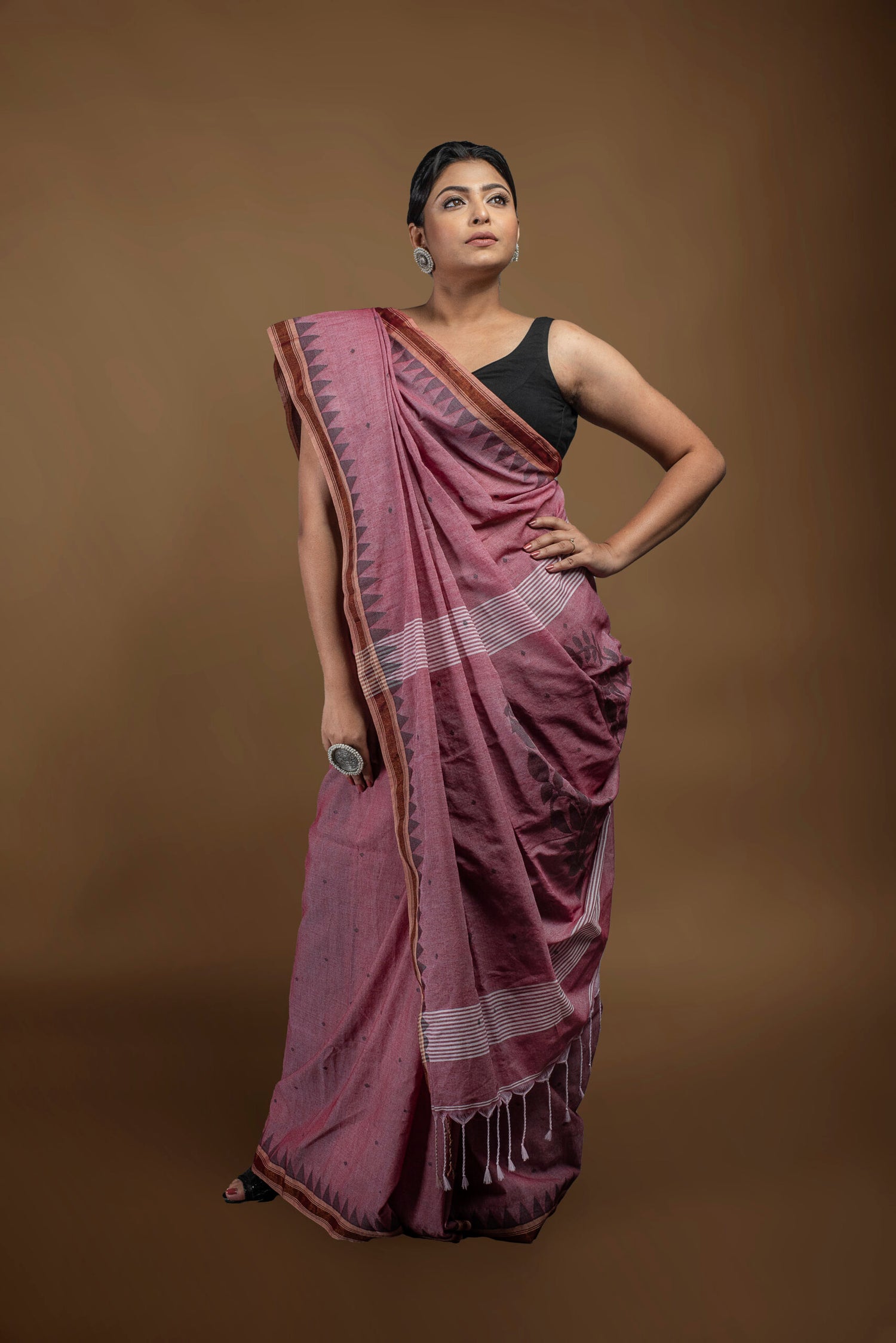 Gulab Dhaga pure cotton Jamdani saree, rose thread Bengal cotton online