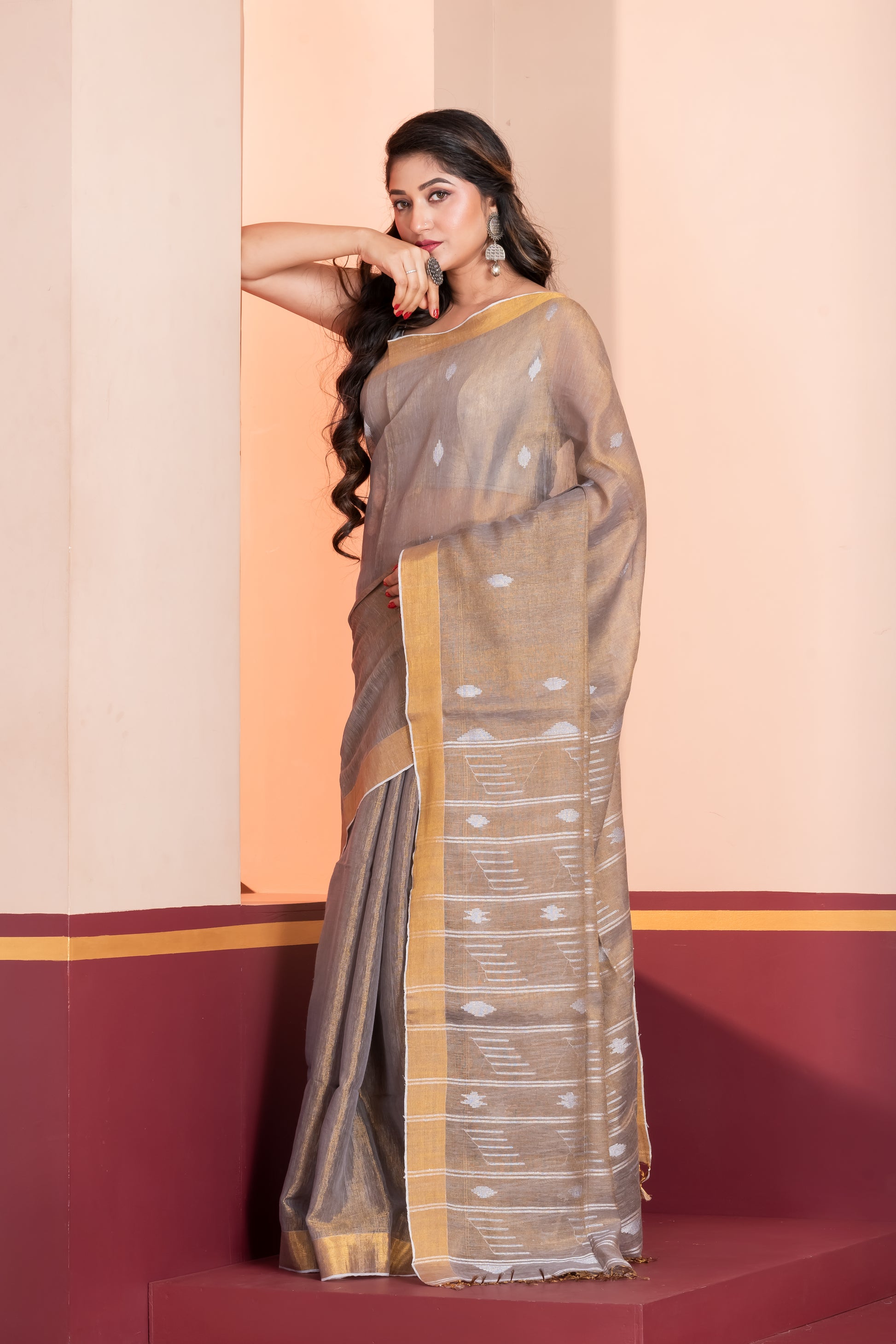 metallic grey tissue linen jamdani saree