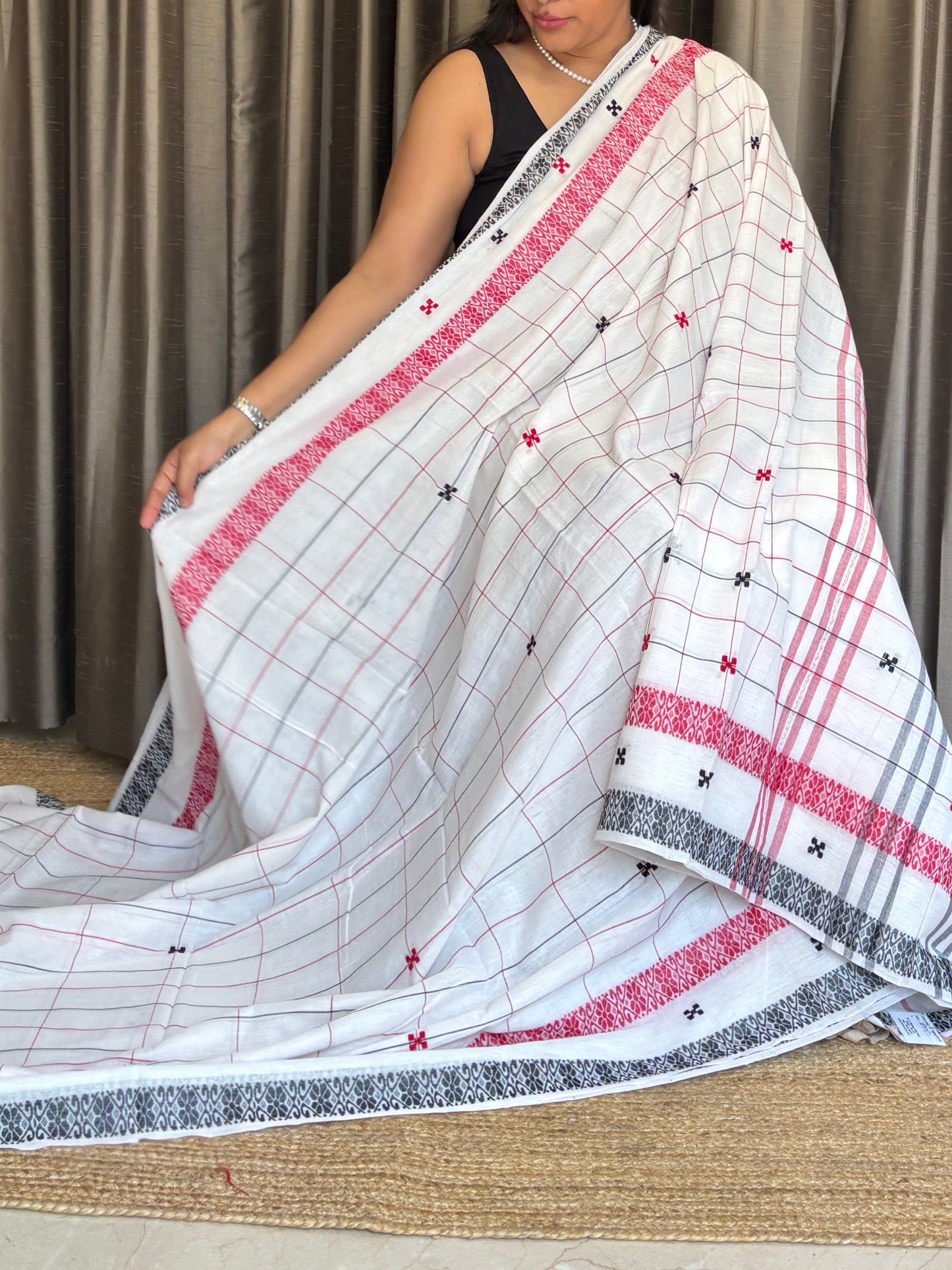 off white dhonekhali saree