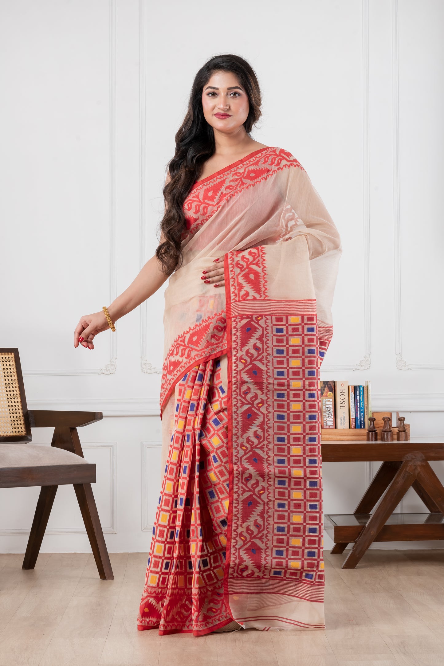 off white & red patli pallu jamdani saree