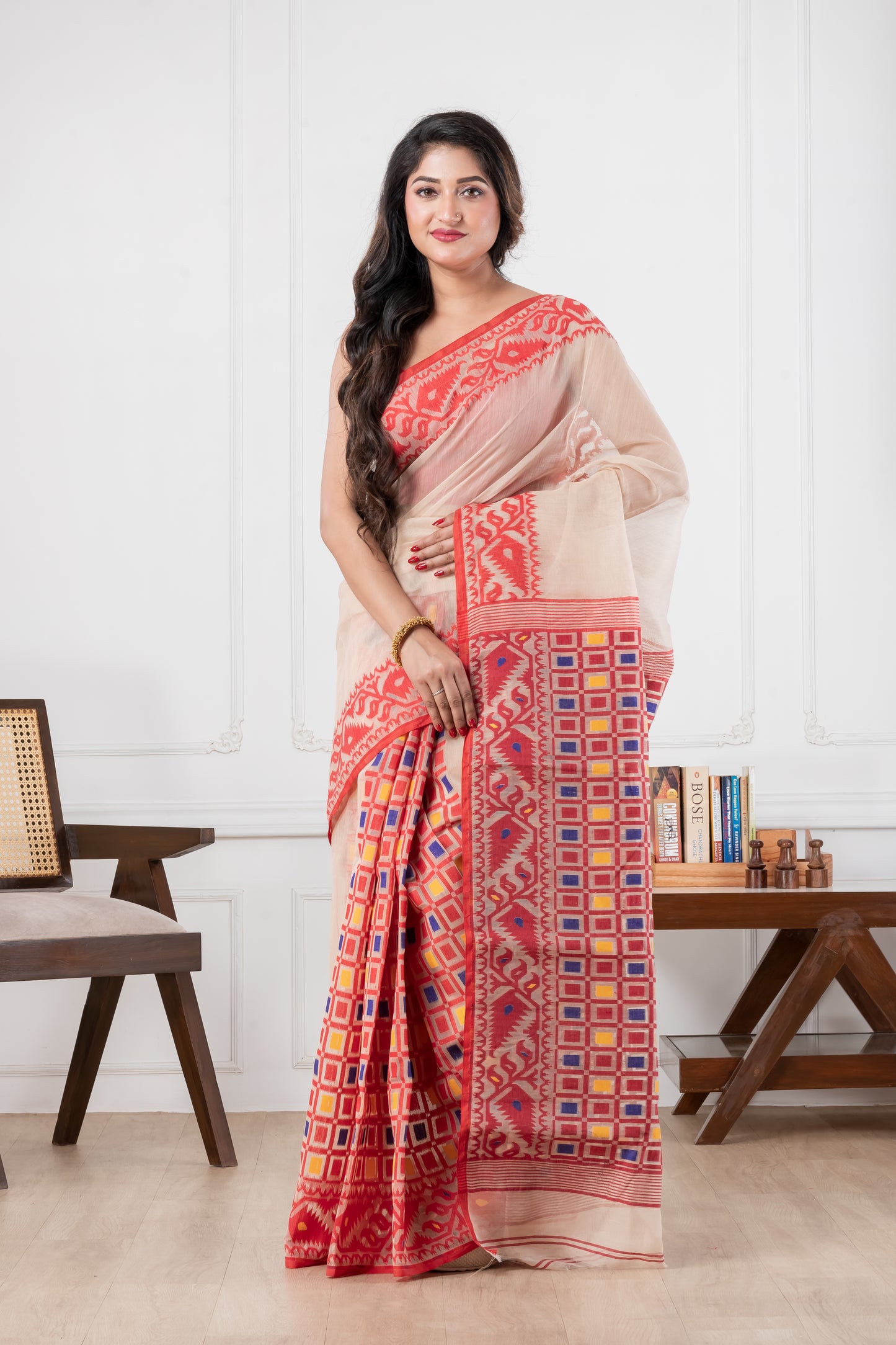 off white & red patli pallu jamdani saree