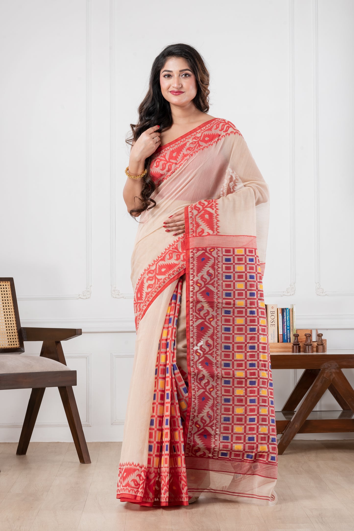 off white & red patli pallu jamdani saree