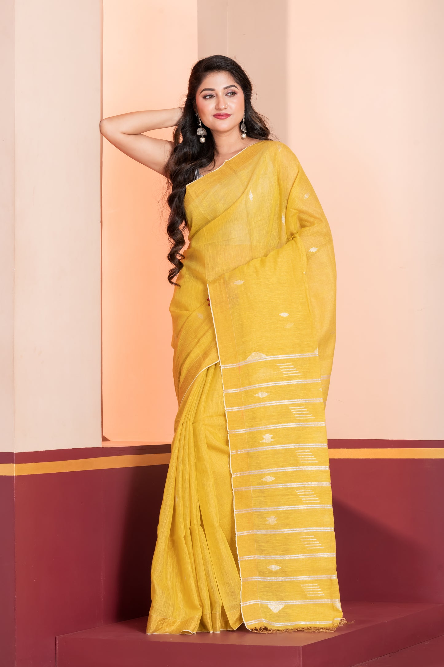yellow tissue linen jamdani saree